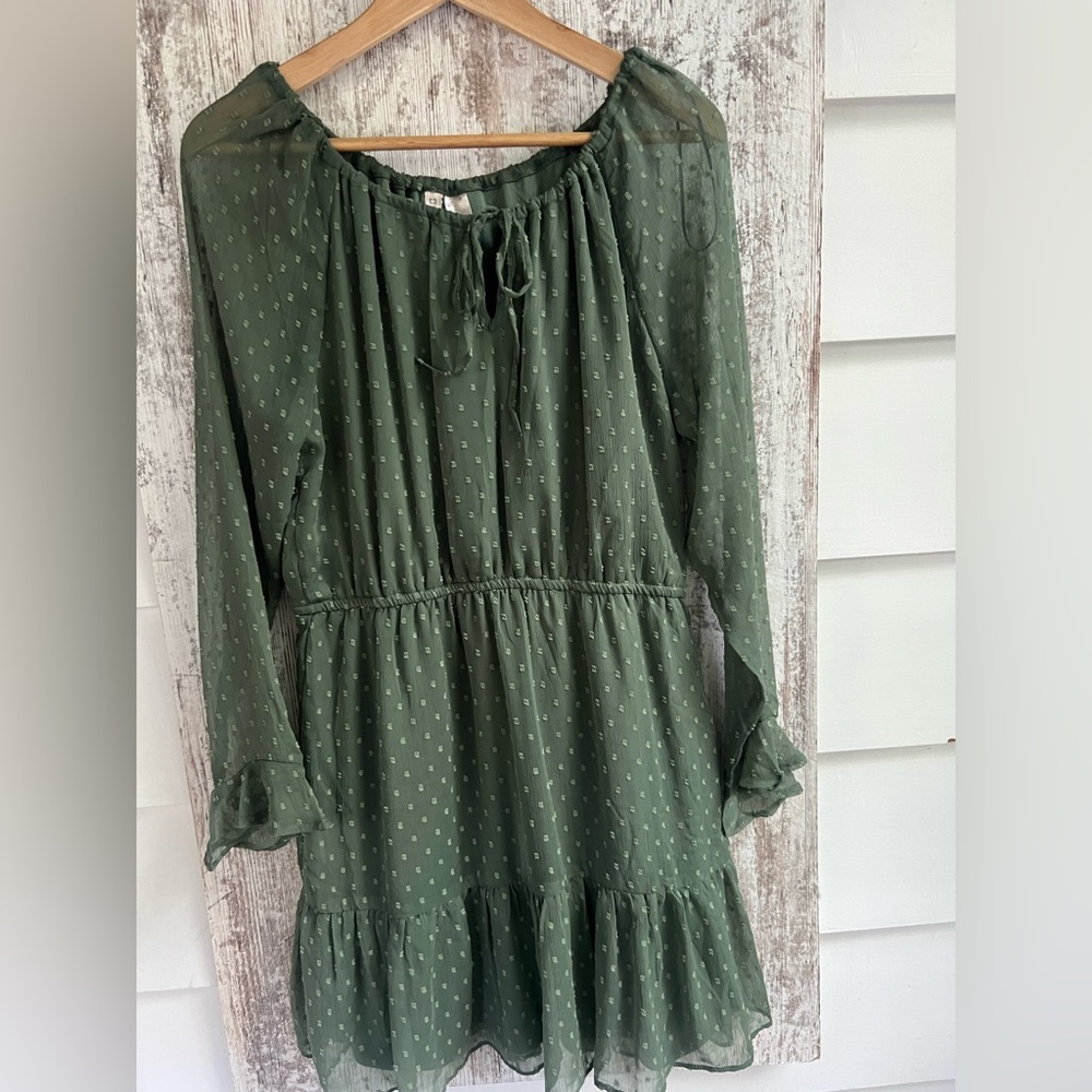 DIVIDED Green Textured Dress
